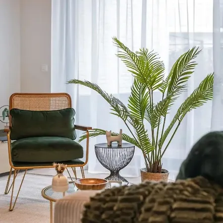 Poseidon Luxe Gelijkvloers Appartement Met Tuin ,Terras En Gratis Parking Knokke-Heist Exterior photo