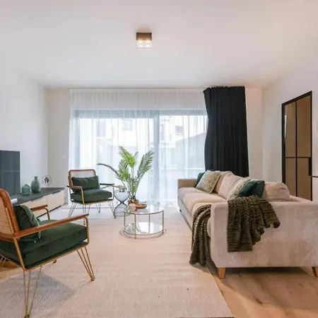 Poseidon Luxe Gelijkvloers Appartement Met Tuin ,Terras En Gratis Parking Knokke-Heist Exterior photo