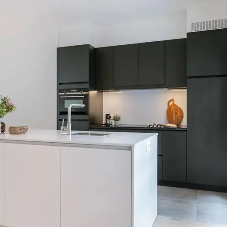 Poseidon Luxe Gelijkvloers Appartement Met Tuin ,Terras En Gratis Parking Knokke-Heist Exterior photo