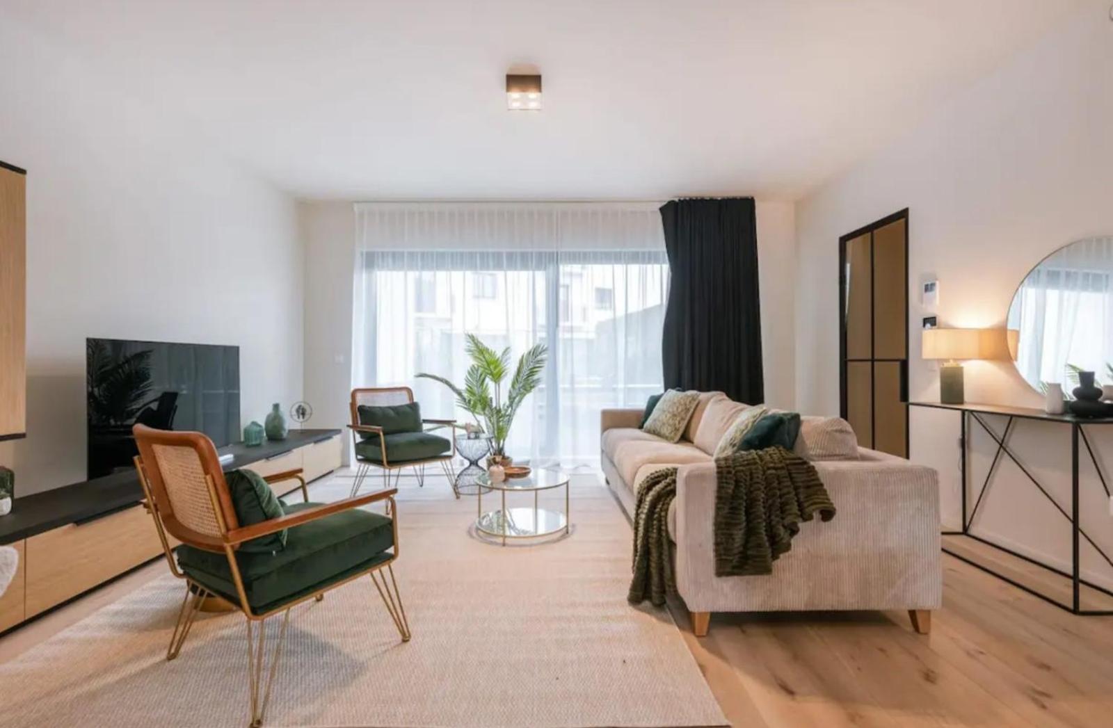 Poseidon Luxe Gelijkvloers Met Tuin ,terras En Gratis Parking * Knokke-Heist